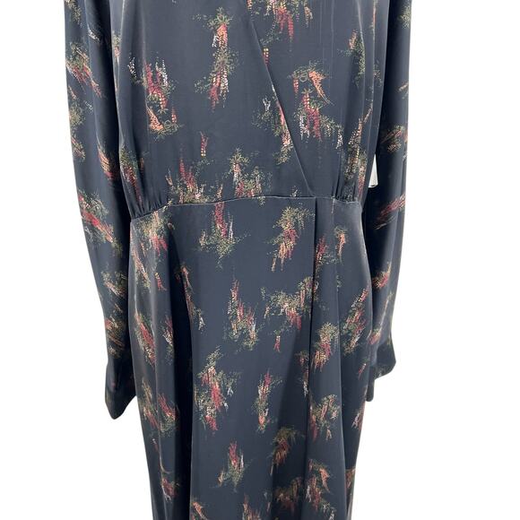 Vince Wisteria Wrap Dress Midi Satin Long Sleeve Black Size XL *Damaged - Picture 6 of 16